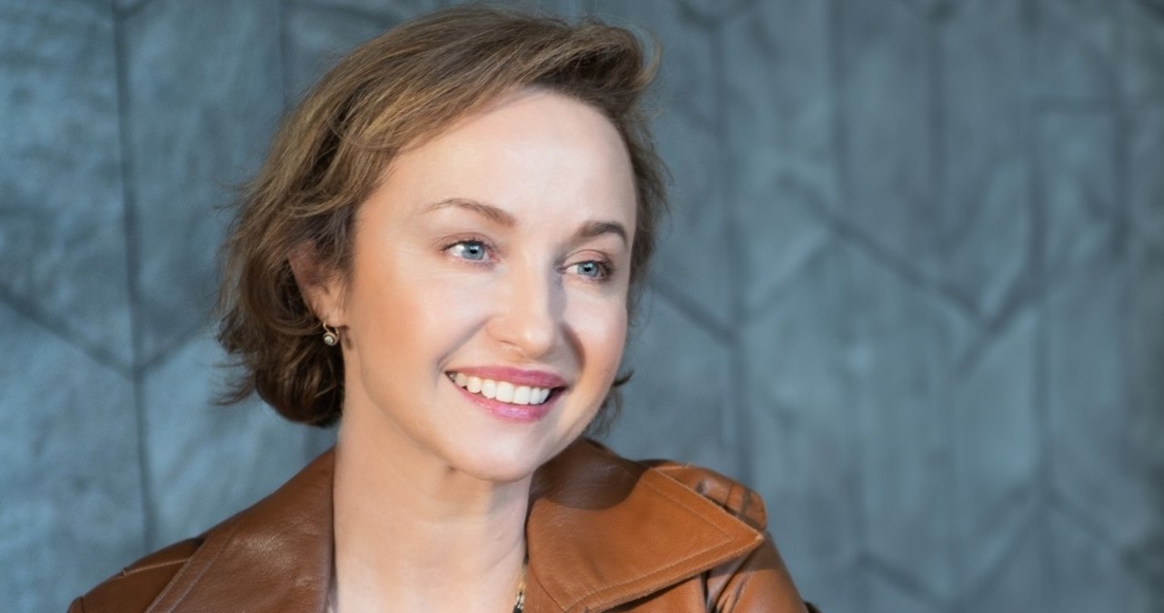 „Skok na głęboką wodę”. Gabriela Muskała debiutuje jako reżyserka
