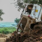 Turyści czekali na pomoc na drzewach. Śmiercionośne powodzie w Kenii