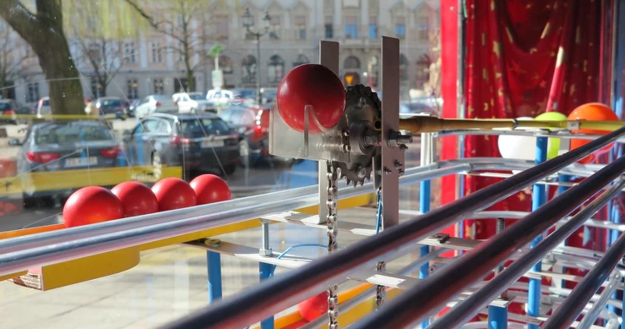 Atrakcja Szczecina – zegar kulkowy został zniszczony