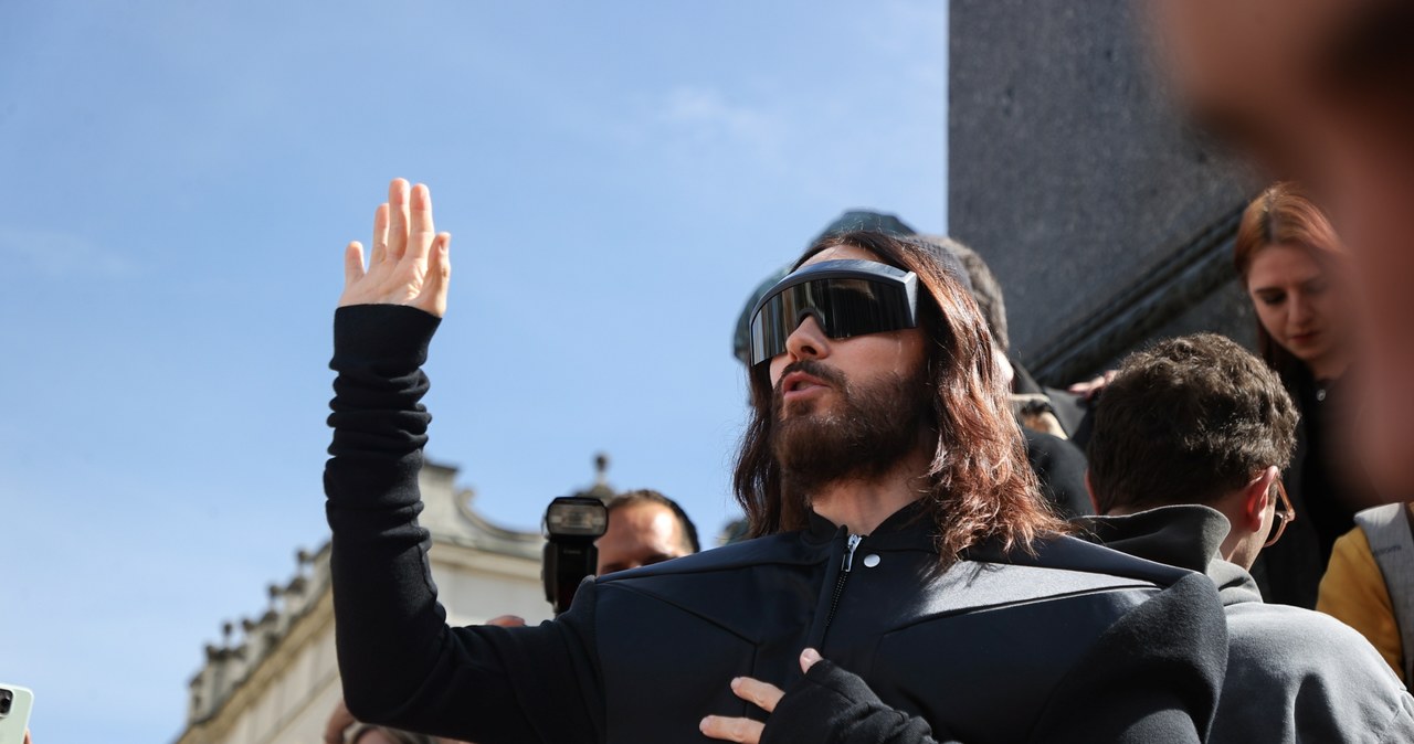 Jared Leto niespodziewanie zagrał na Rynku Głównym w Krakowie