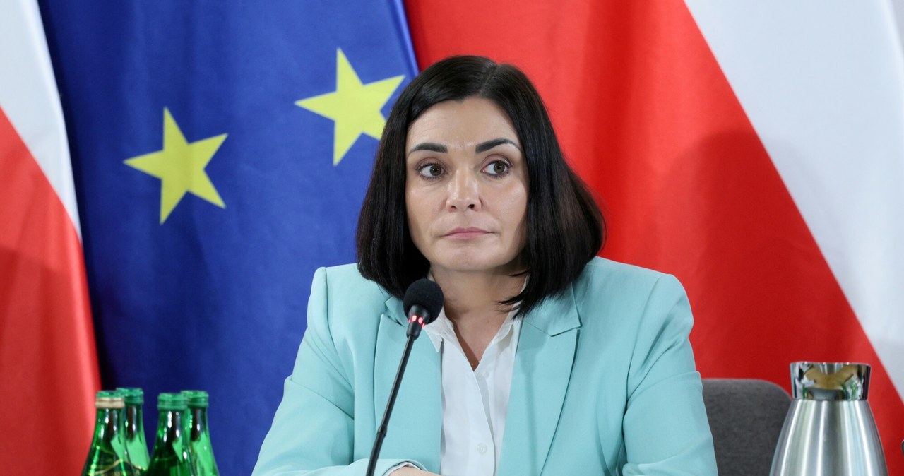 TK zakazuje działań komisji ds. Pegasusa. Sroka zabrała głos