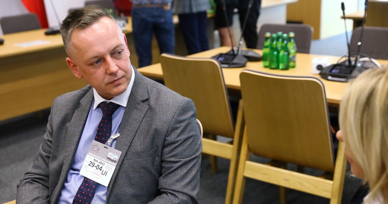 Daty, głupcze, czyli Tomasz Szmydt w KRS