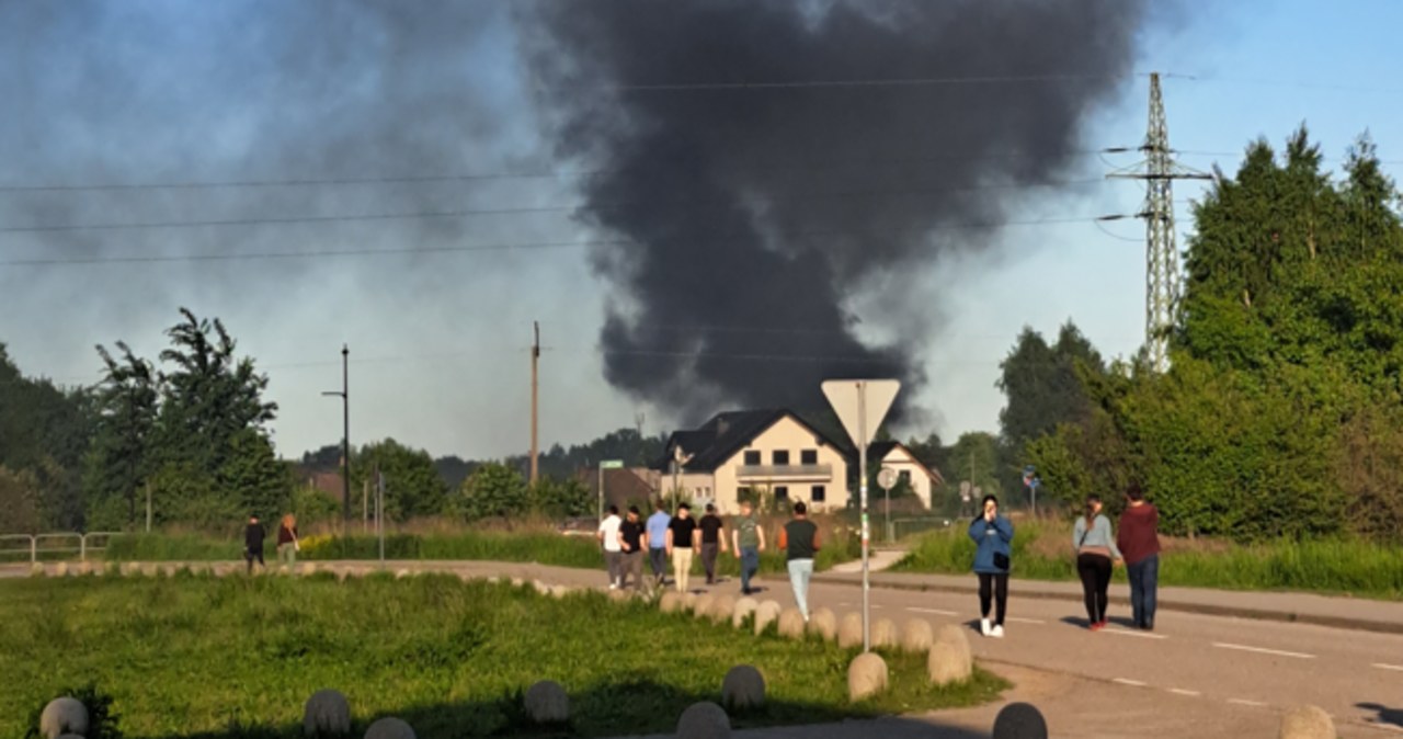 Kłęby dymu w Oświęcimiu. Płonie skład opon