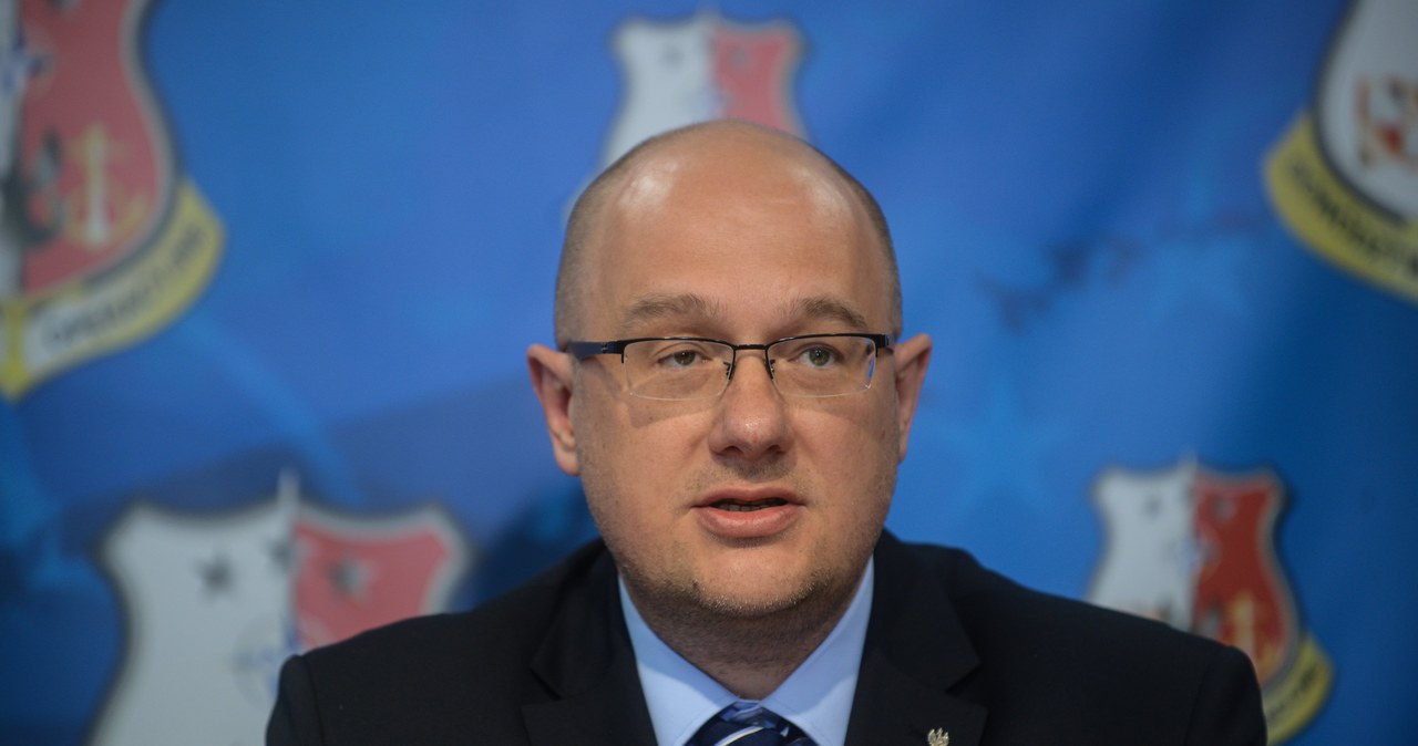 Były wiceszef MON dyscyplinarnie zwolniony z SKW