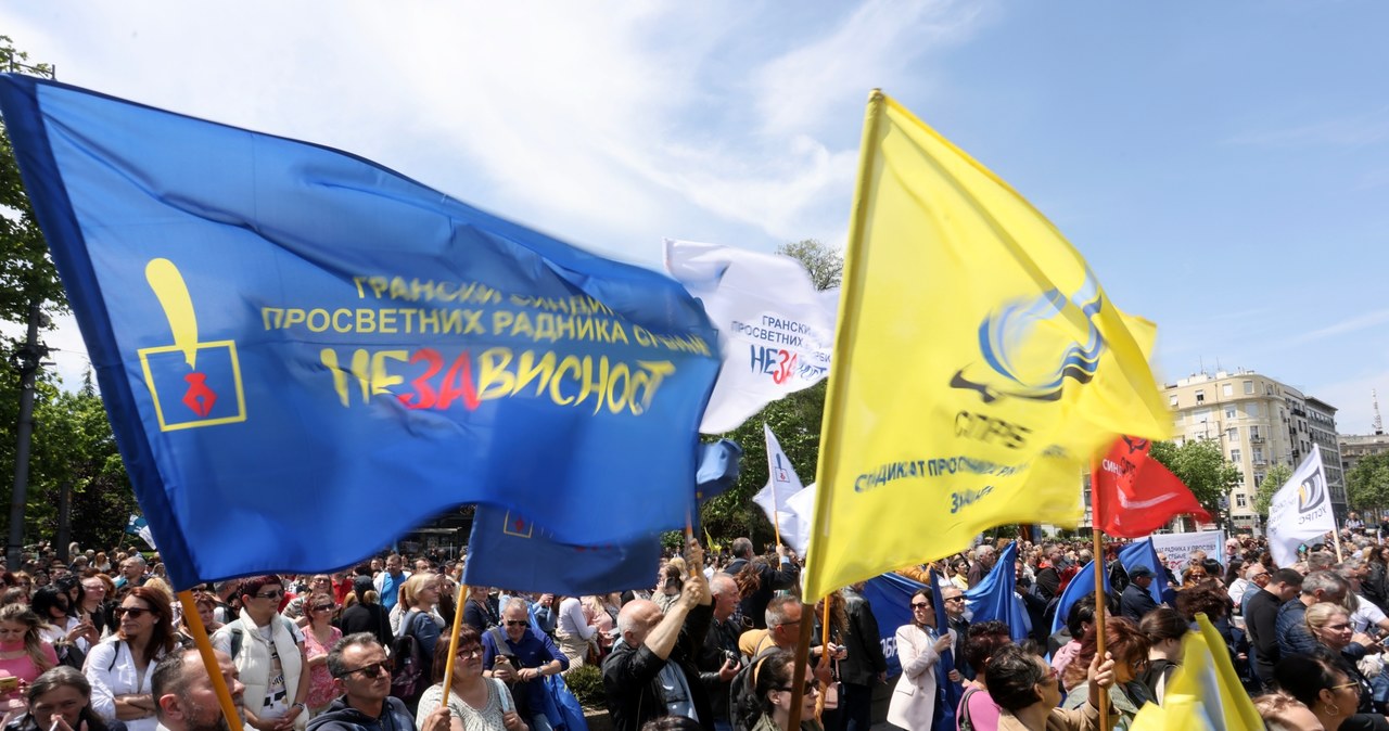 Wielki protest w Belgradzie. W serbskich szkołach dochodzi do pobić nauczycieli
