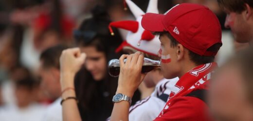 Euro 2024: Pociągiem na mecze Polaków. PKP ma specjalną ofertę