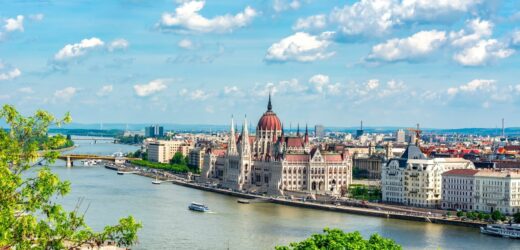 Zderzenie łodzi w pobliżu Budapesztu. Nie żyją dwie osoby, pięć zaginęło
