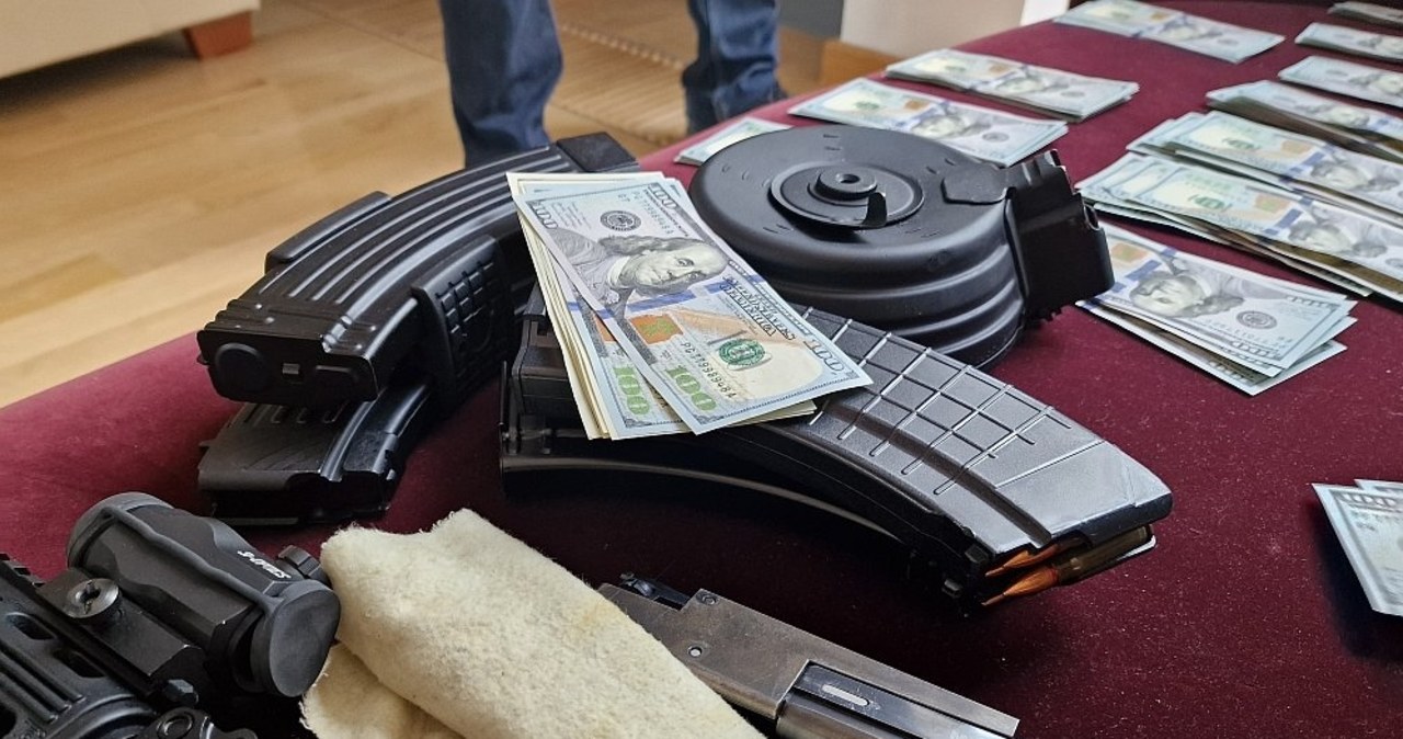 Podrabiali recepty, wyłudzili z NFZ ponad 3 mln złotych
