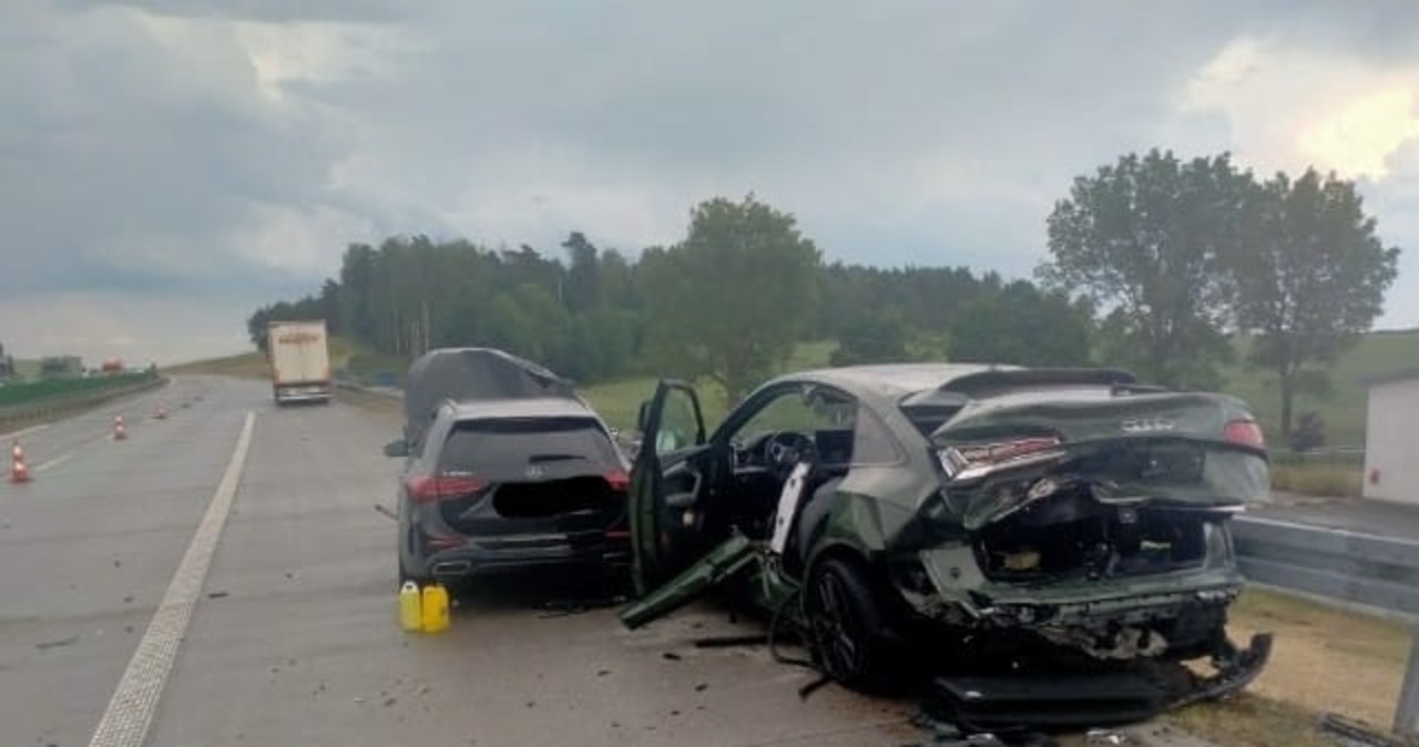Wypadek na A2 w Lubuskiem. Auta zderzyły się podczas ulewy