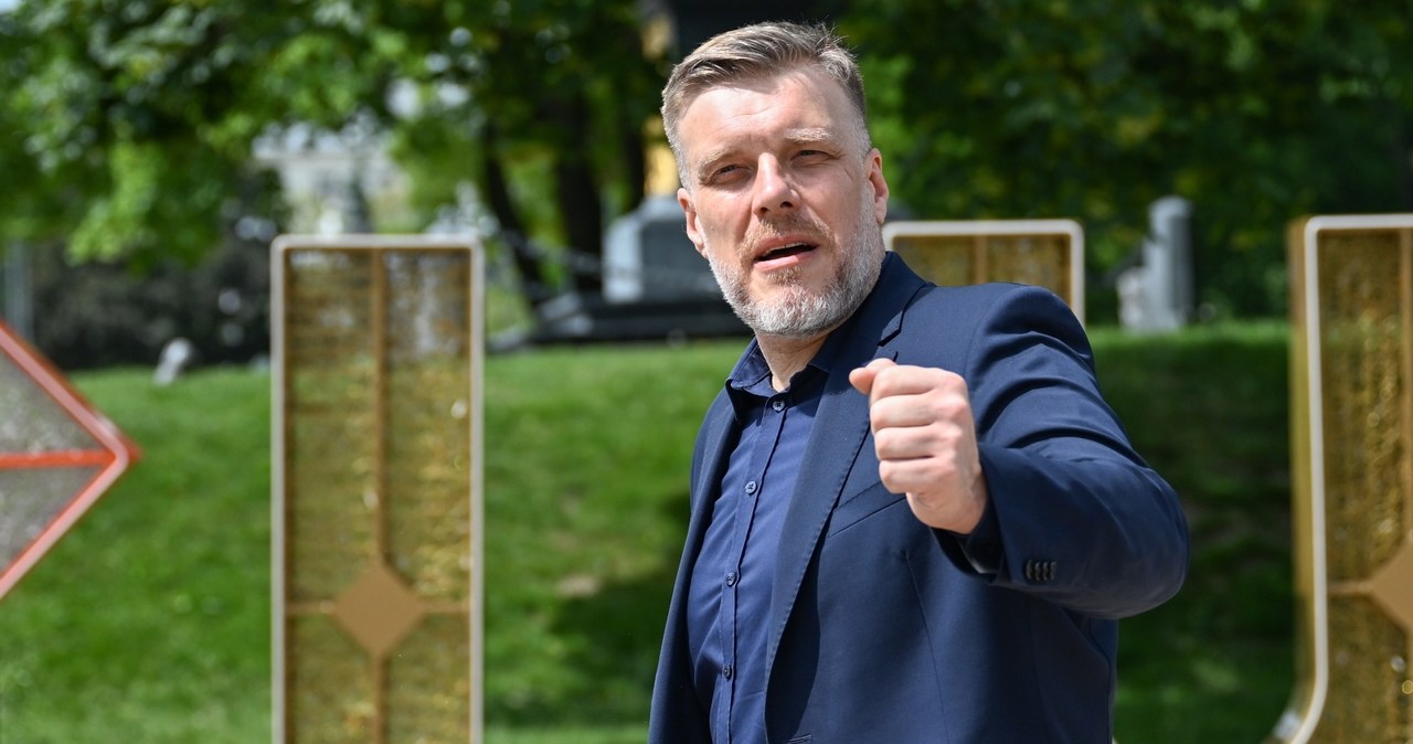 Zandberg: Lewica chce opodatkowania prywatnych odrzutowców