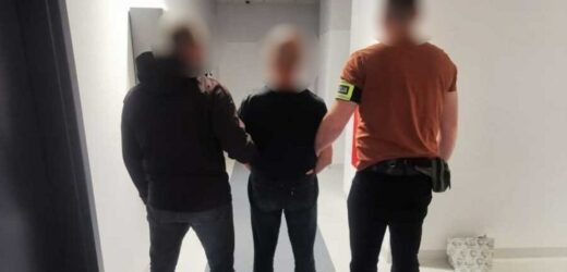Podłożył pocisk moździerzowy na torach. 63-latek w rękach policji