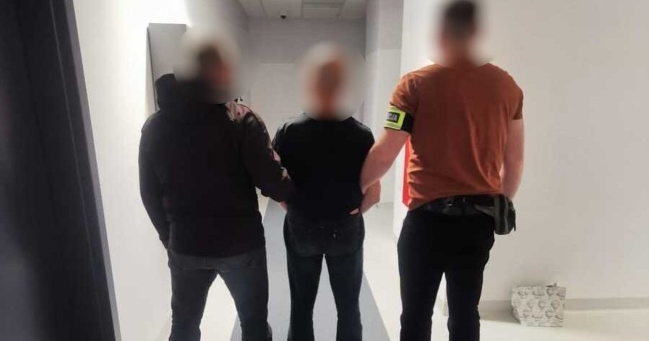 Podłożył pocisk moździerzowy na torach. 63-latek w rękach policji