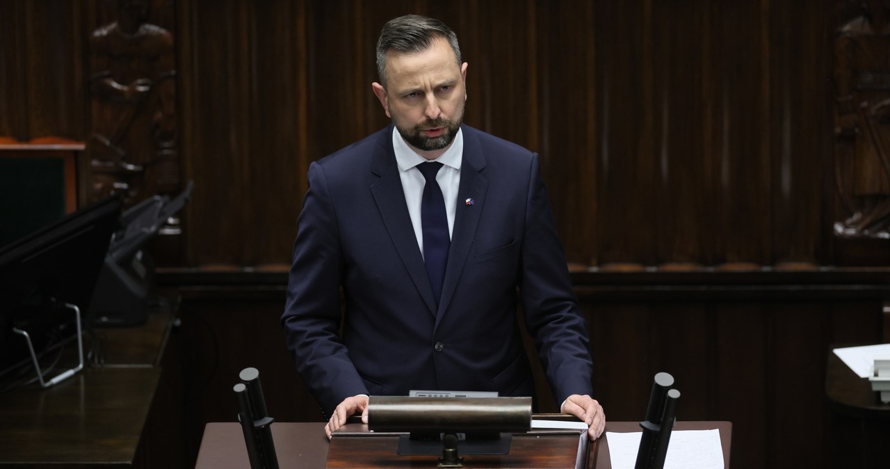 Szef MON w Sejmie: Największe zagrożenia dla Polski niezmiennie idą ze Wschodu