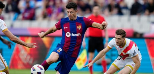 Robert Lewandowski zostaje w FC Barcelonie