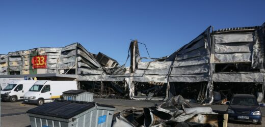 Pożar Marywilskiej 44. Od dziś kupcy mogą zgłaszać się po pomoc do ZUS-u