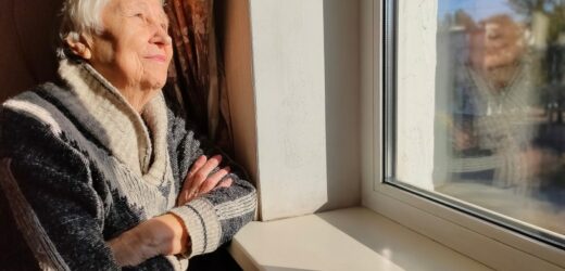 Seniorzy „oddają” mieszkania w zamian za dożywotnią rentę. Na czym polega odwrócony kredyt hipoteczny?