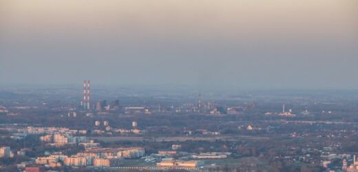 Mieszkańcy krakowskiej Nowej Huty przeciwko strefie przemysłowej