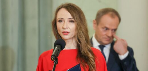 Tusk ucina spekulacje po słowach ministry pracy. Chodzi o płace minimalne