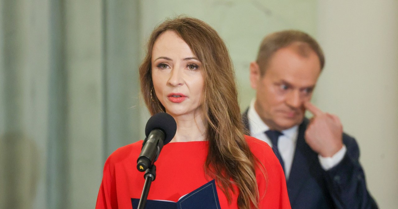 Tusk ucina spekulacje po słowach ministry pracy. Chodzi o płace minimalne