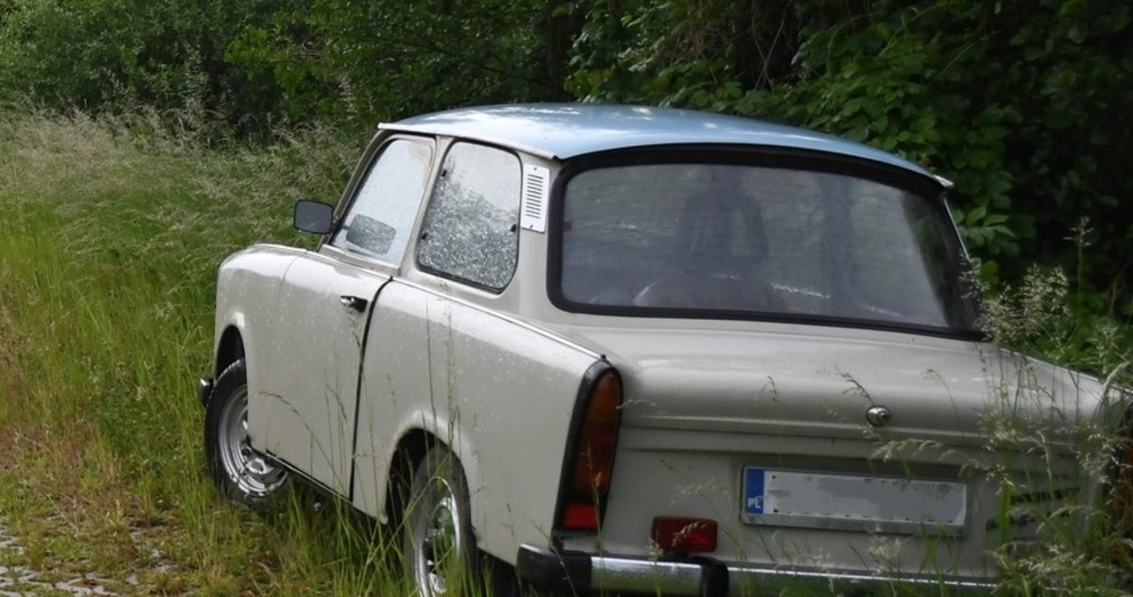17-latkowie uciekli z ośrodka, ukradli trabanta i papierosy