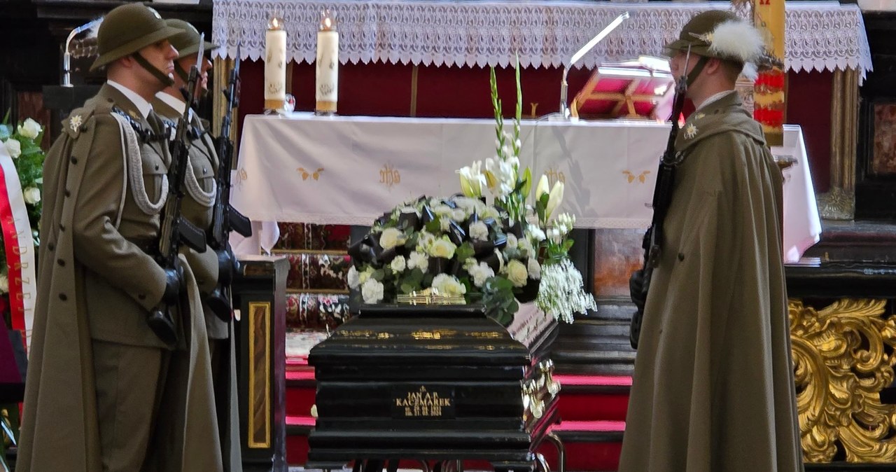 W Krakowie rozpoczął się pogrzeb Jana A.P. Kaczmarka