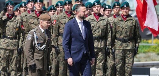 Kosiniak-Kamysz: Powołujemy wojska dronowe. Największa operacja w historii