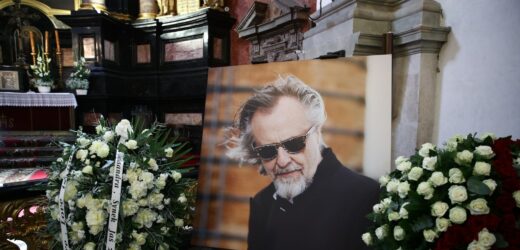 Jan A.P. Kaczmarek spoczął na cmentarzu Rakowickim w Krakowie
