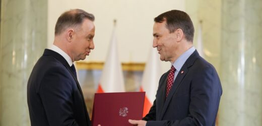 Dyplomaci czują się zakładnikami konfliktu między prezydentem i MSZ