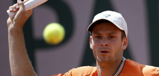 French Open: Hubert Hurkacz awansował do drugiej rundy
