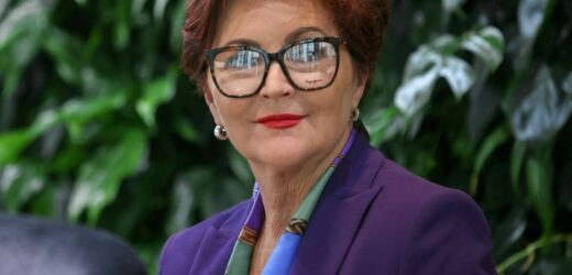 Jolanta Kwaśniewska zadała szyku. Wystarczyły spodnie i prosta bluzka
