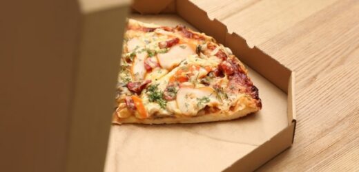 Gdzie wyrzucić karton po pizzy? Polacy wciąż popełniają błąd