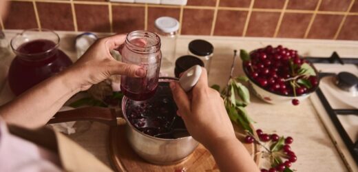 Rozprawisz się z cholesterolem i bezsennością. Wystarczy szklanka dziennie
