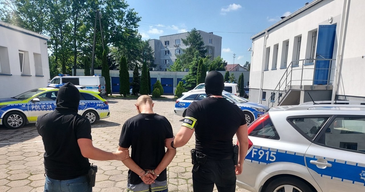 Ukradli auto i chcieli potrącić policjanta. Bełchatowianie aresztowani