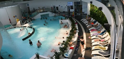 Aquapark w Szczecinie otwarty. ​Kolejka ustawiła się już o 6 rano