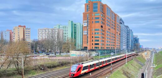 Warszawa: Utrudnienia w ruchu kolejowym