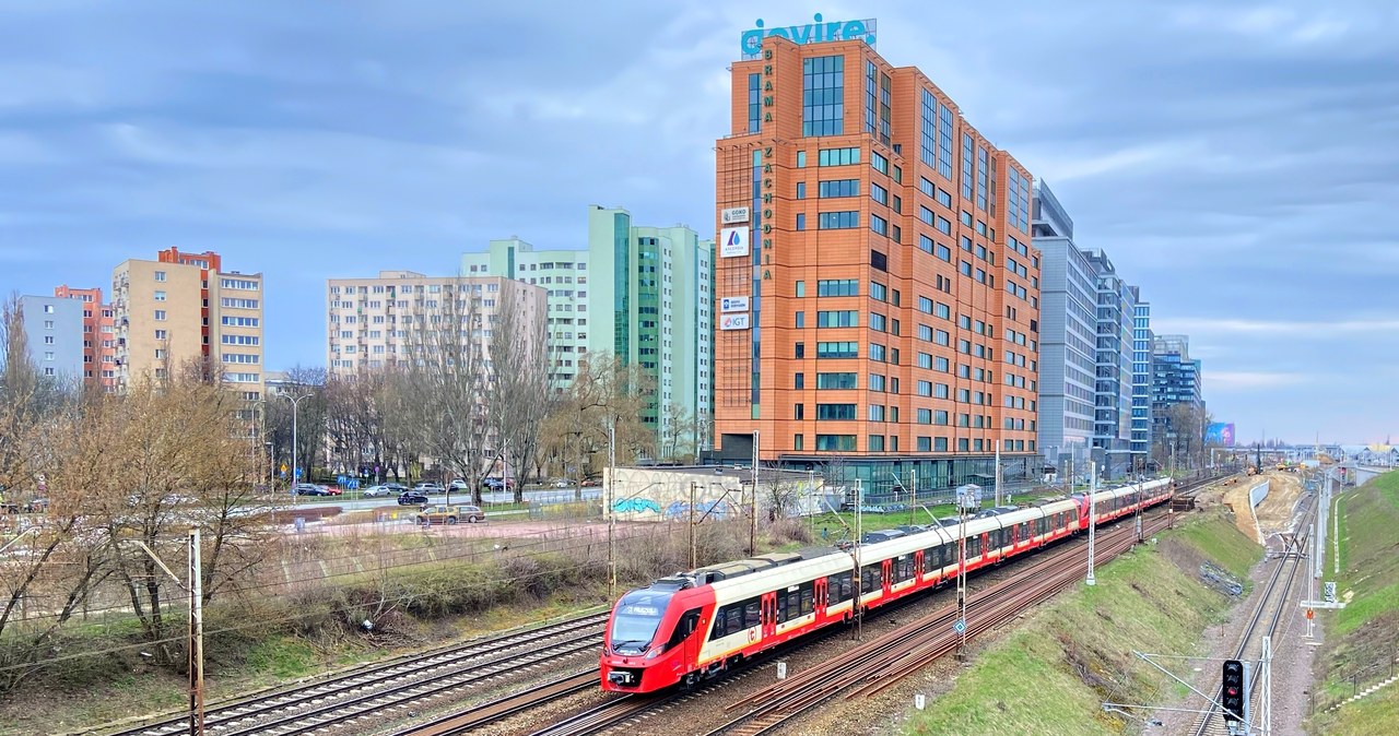 Warszawa: Utrudnienia w ruchu kolejowym