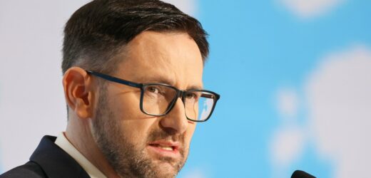 Obajtek o wezwaniu przed komisję: Jest koniec kampanii i nie mam czasu, by się stawić