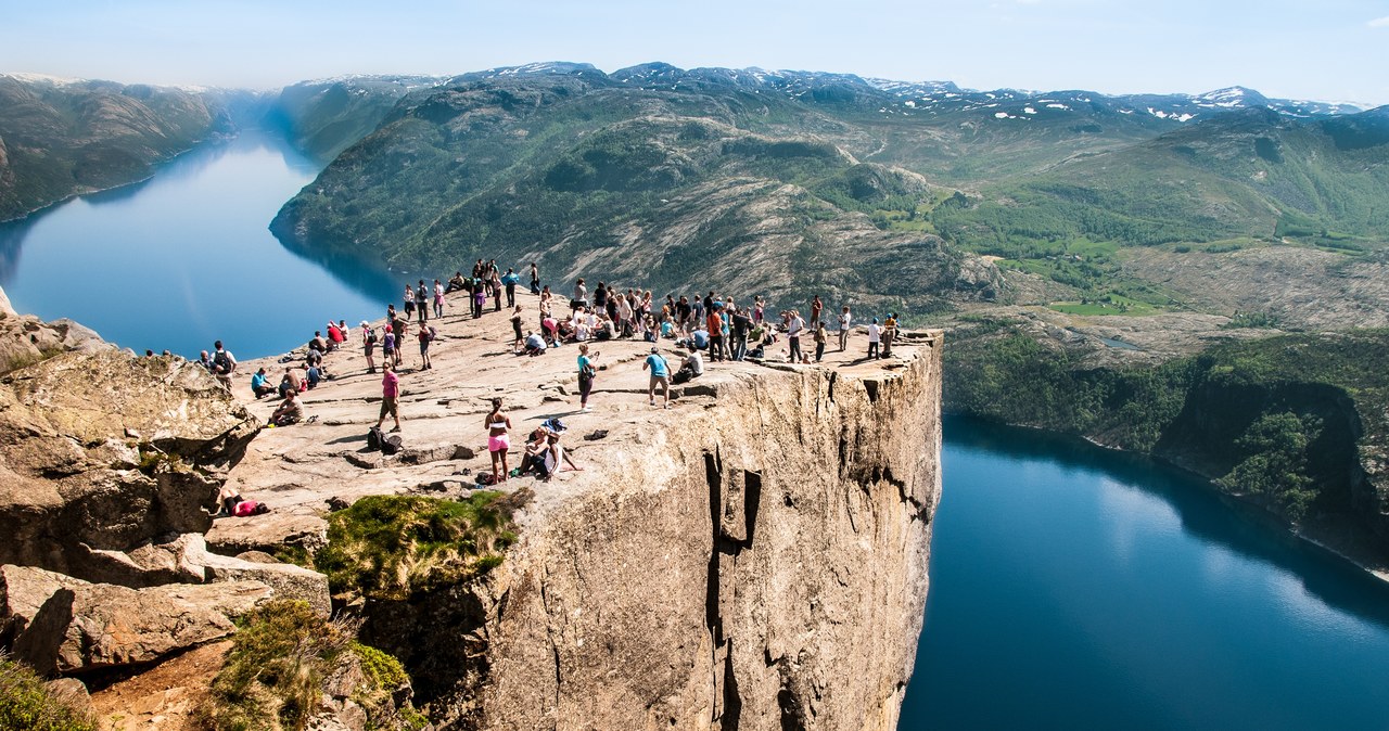 Spadł z klifu na oczach turystów. Tragiczny wypadek na Preikestolen