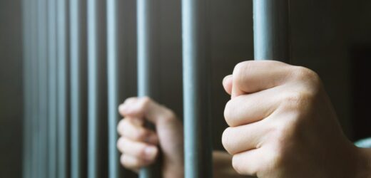 Zabiła swojego dziadka i jego kolegę. 20-latka usłyszała wyrok
