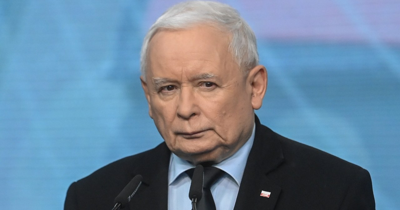 Jarosław Kaczyński stawi się w piątek przed komisją ds. afery wizowej