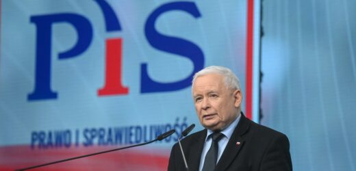 Jarosław Kaczyński stawił się przed komisją ds. afery wizowej [TRANSMISJA]