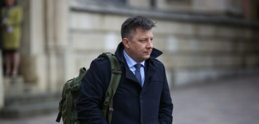 Jest wniosek o uchylenie immunitetu Michała Dworczyka
