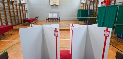 Polacy wybierają europosłów. Ruszyło głosowanie