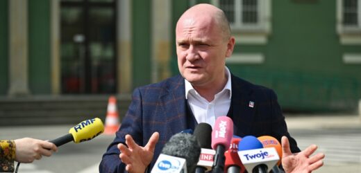 Co ma Piotr Krzystek? Sprawdzamy majątki samorządowców