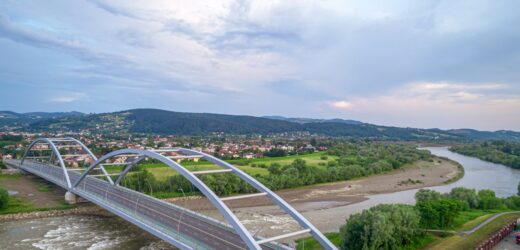 Nowy Sącz: Dwóch 16-latków dokonało rozboju