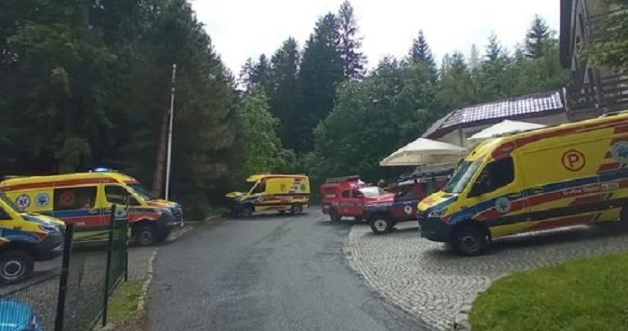 Piorun uderzył w górach w grupę osób z dziećmi. 13 rannych