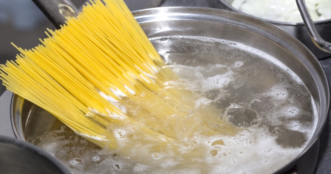 Te makarony mogą zawierać rakotwórczą substancję. Są to znane marki!