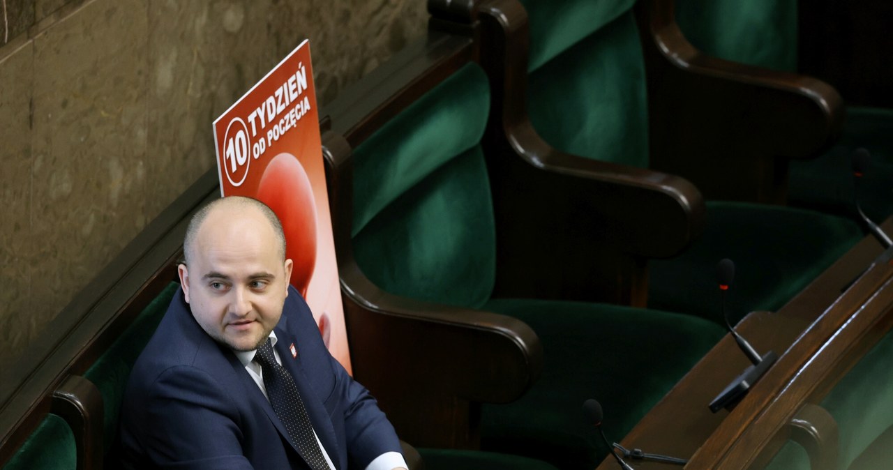 Poseł Matecki chodził po dachu: Jestem wyjątkowy