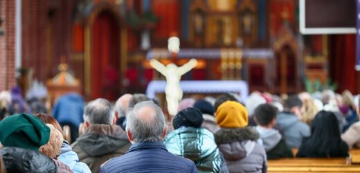 Małopolskie: W trakcie mszy zmarł ksiądz