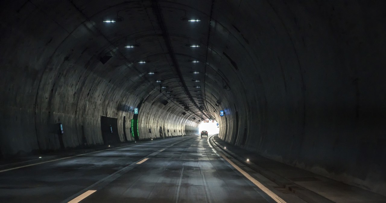 Karambol w tunelu na S1. Pięć osób poszkodowanych